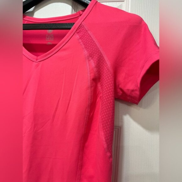 Pure NRG Hot Pink Athletic Tee Lightweight Sporty Size Medium Yoga Gym Core - Picture 3 of 5